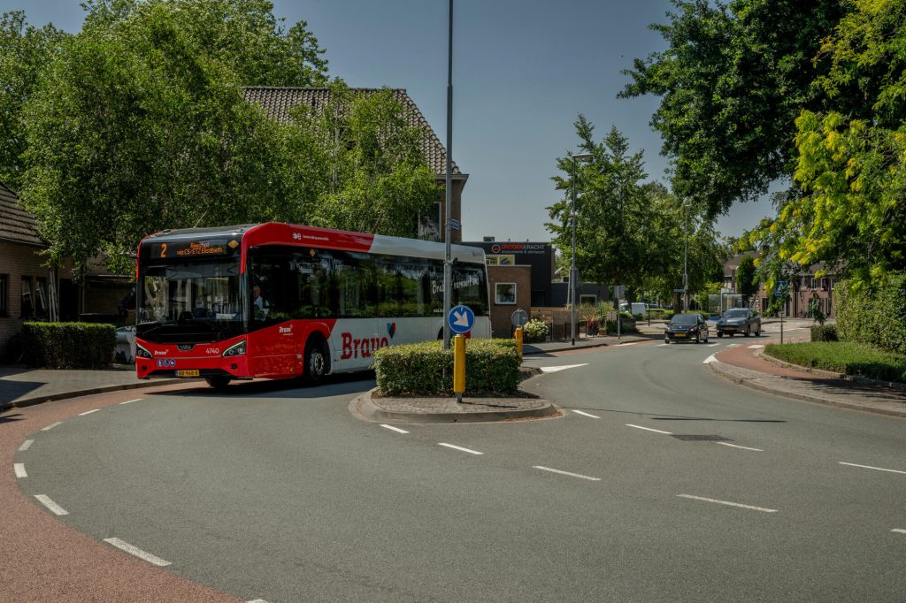 ip260715lh1 098
